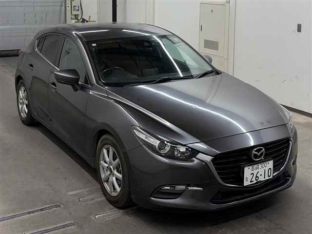MAZDA AXELA