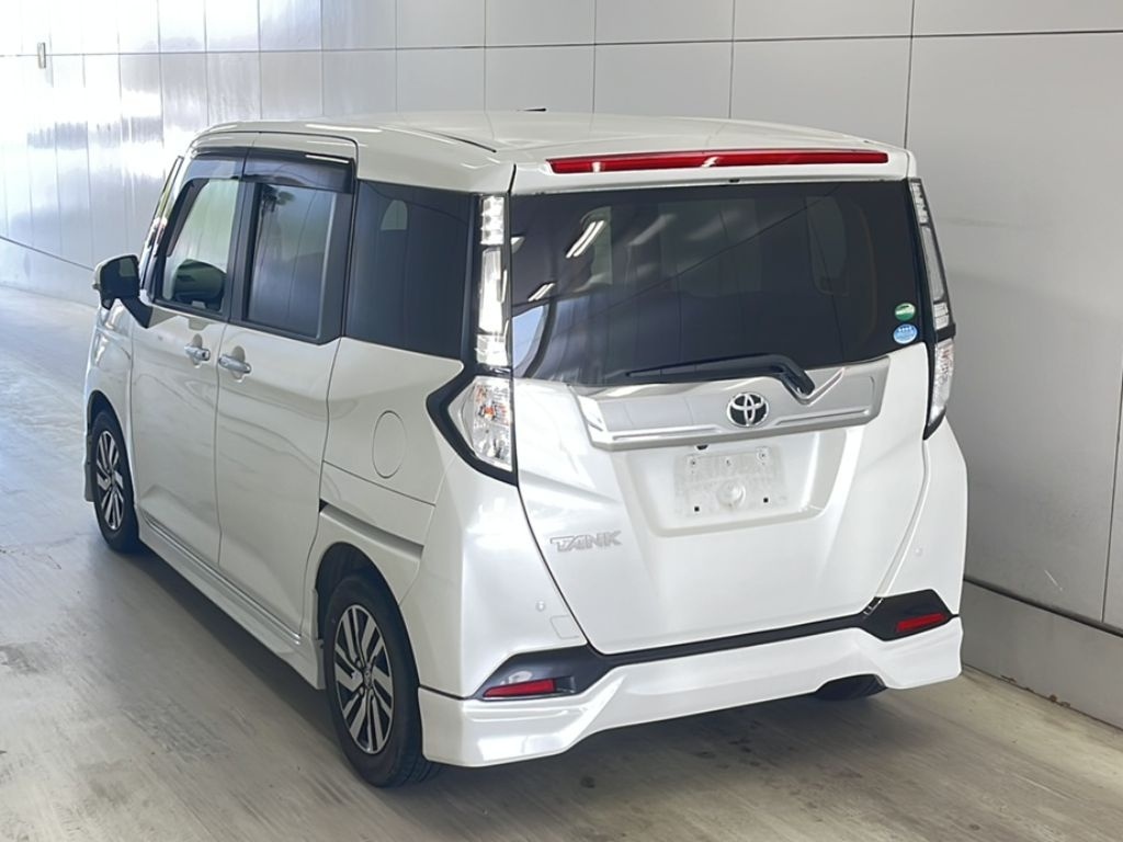 TOYOTA TANK