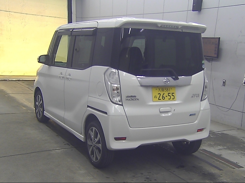 NISSAN DAYZ ROOX