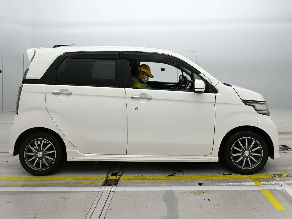HONDA N-WGN