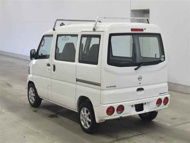 NISSAN NV100 CLIPPER