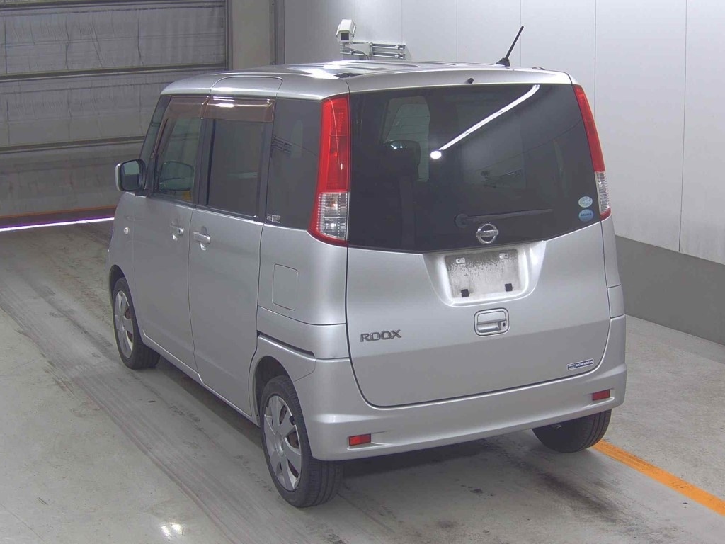 NISSAN ROOX