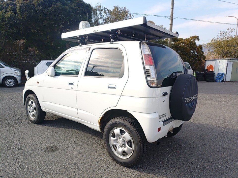 DAIHATSU TERIOS KID