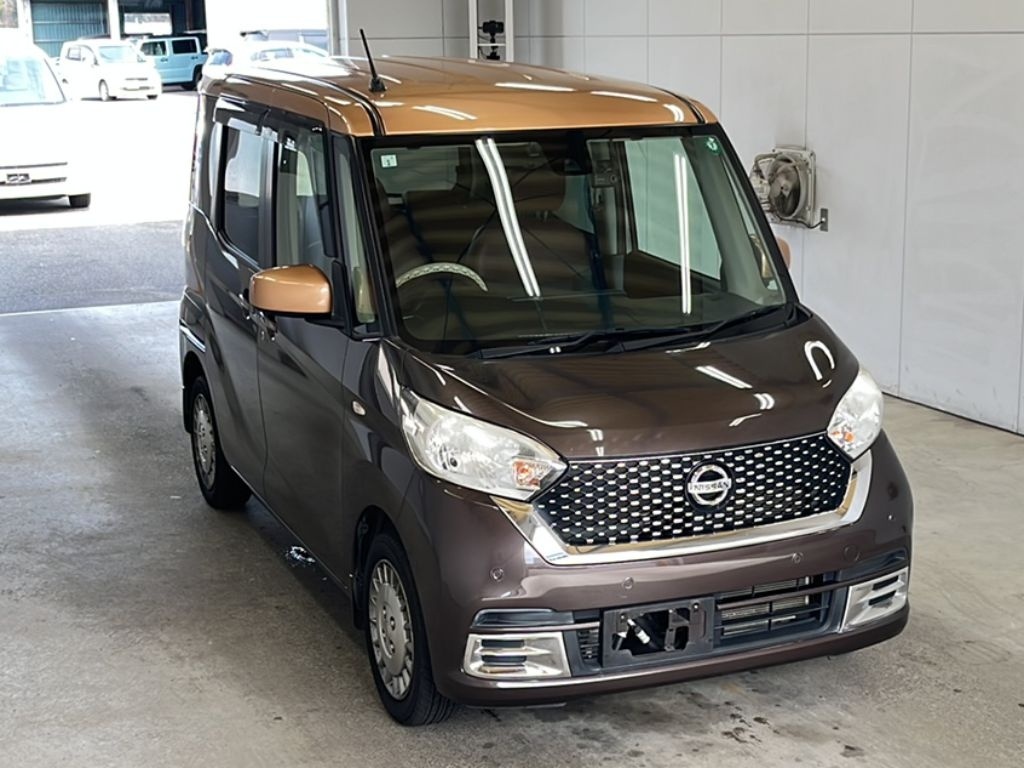 NISSAN DAYZ ROOX