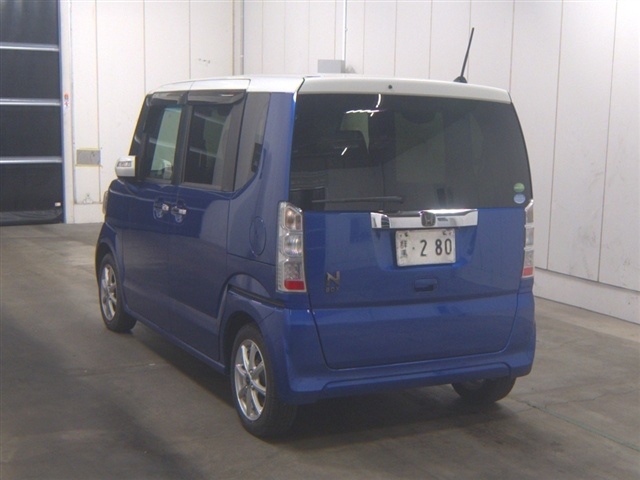 HONDA N-BOX