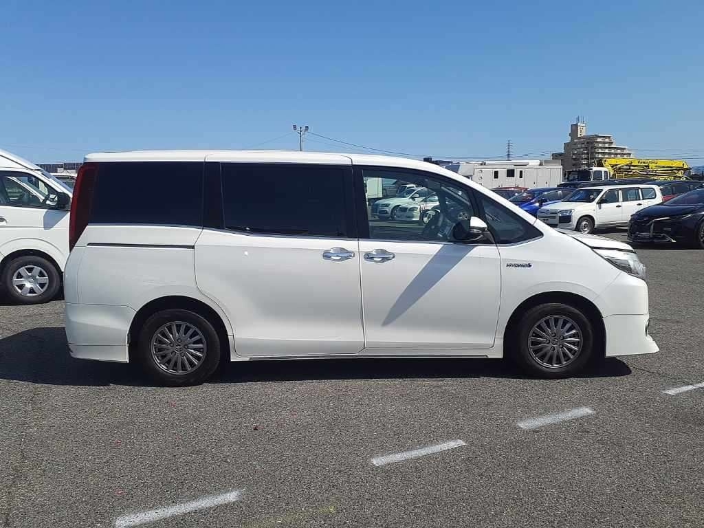TOYOTA ESQUIRE