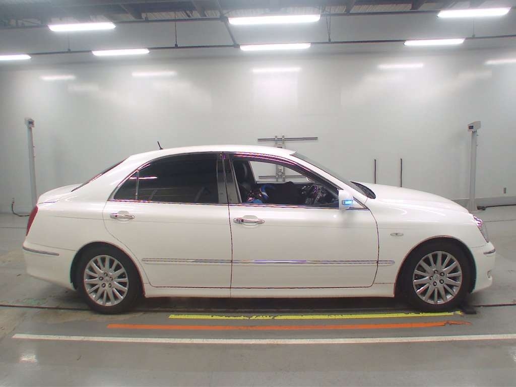 TOYOTA CROWN MAJESTA