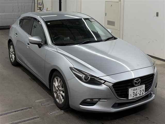 MAZDA AXELA