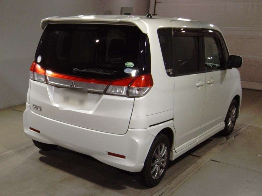 MITSUBISHI DELICA D:2