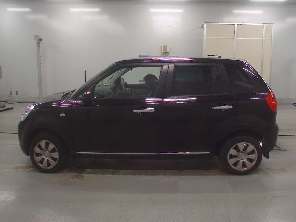 MAZDA VERISA