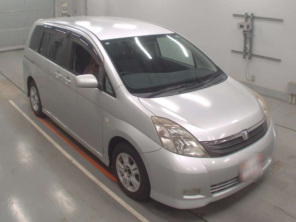 TOYOTA ISIS
