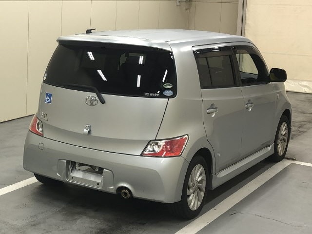 TOYOTA BB