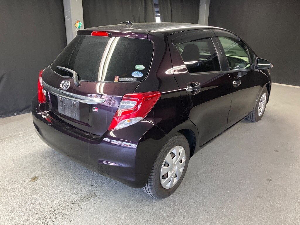 TOYOTA VITZ