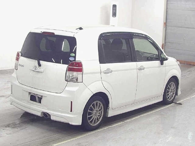 TOYOTA SPADE
