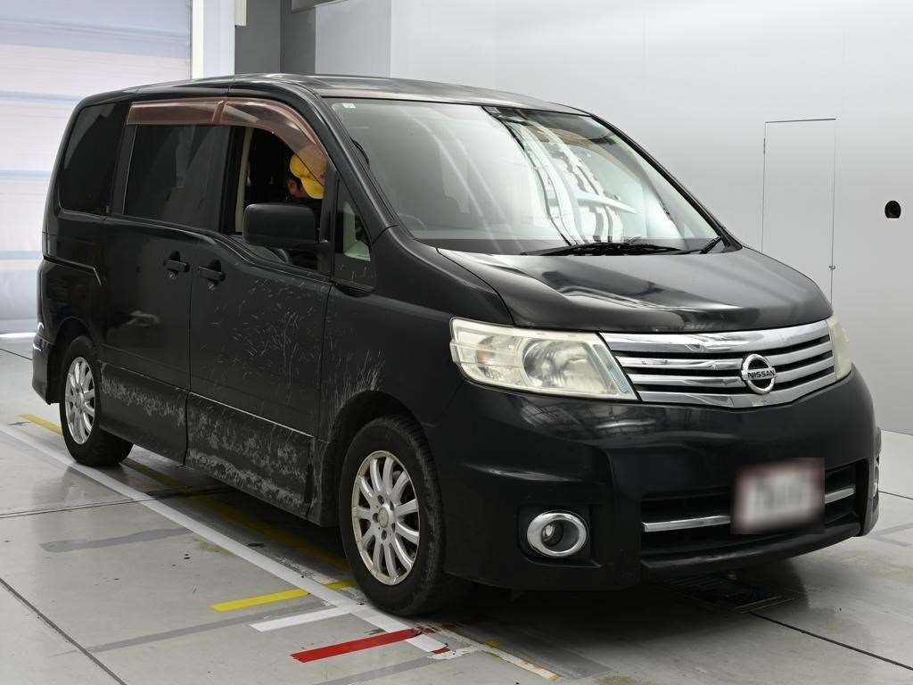 NISSAN SERENA