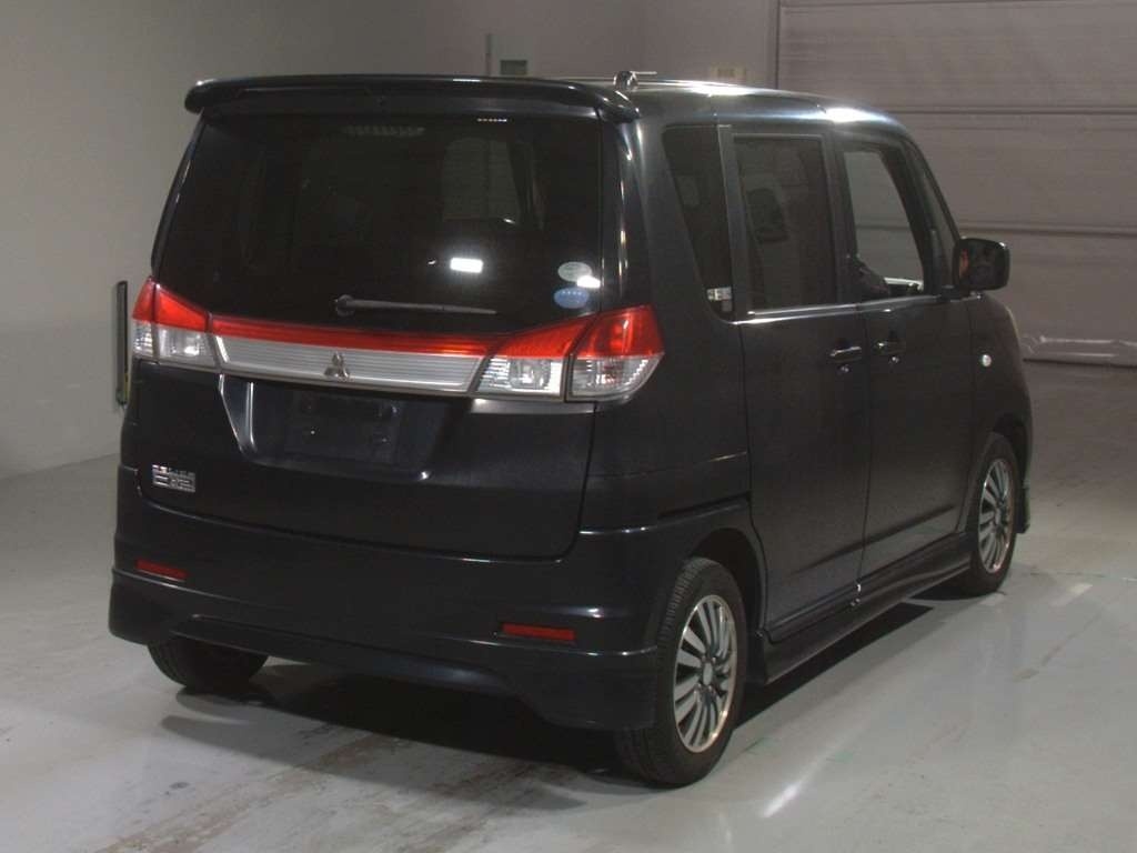 MITSUBISHI DELICA D:2