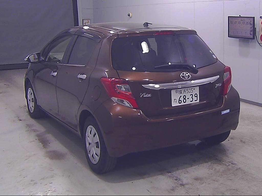 TOYOTA VITZ