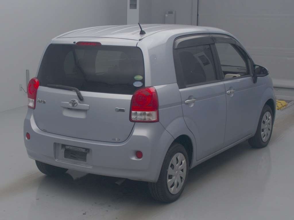 TOYOTA PORTE