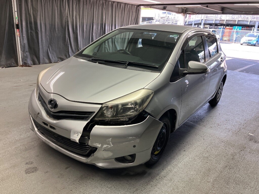 TOYOTA VITZ