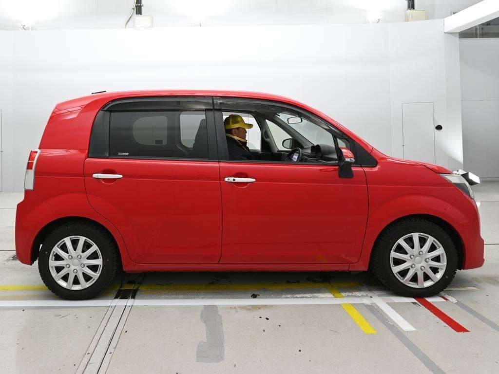 TOYOTA SPADE