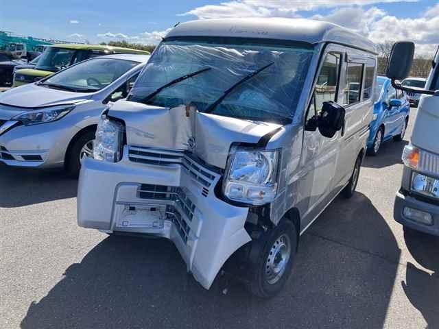NISSAN NV100 CLIPPER