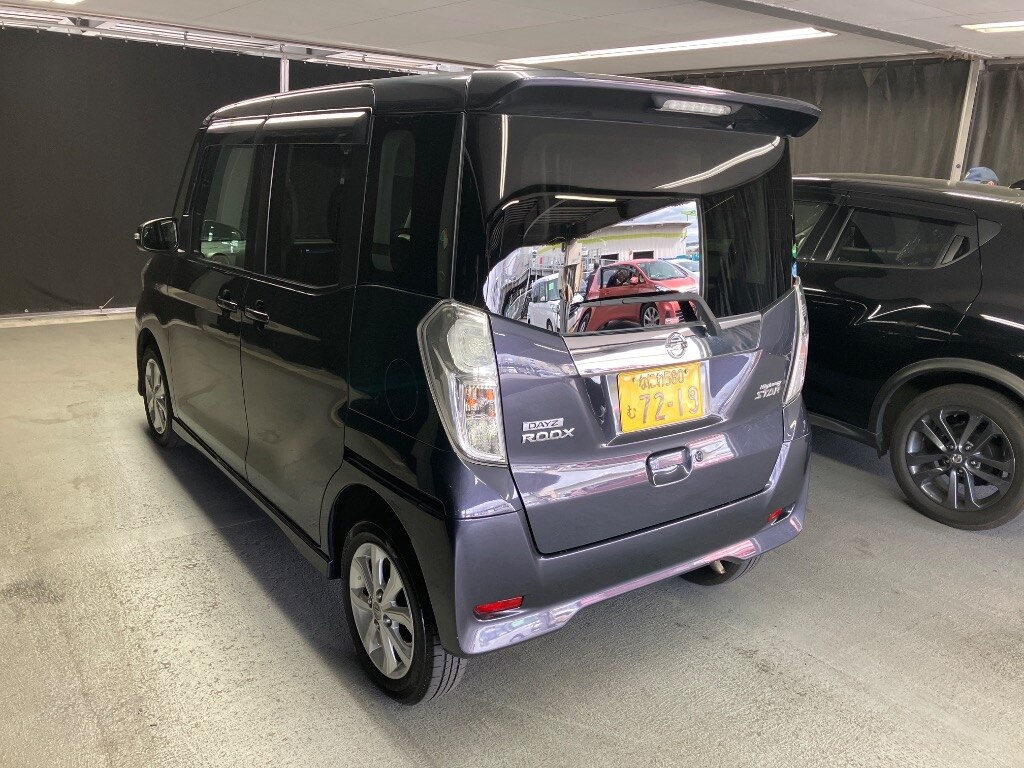 NISSAN DAYZ ROOX