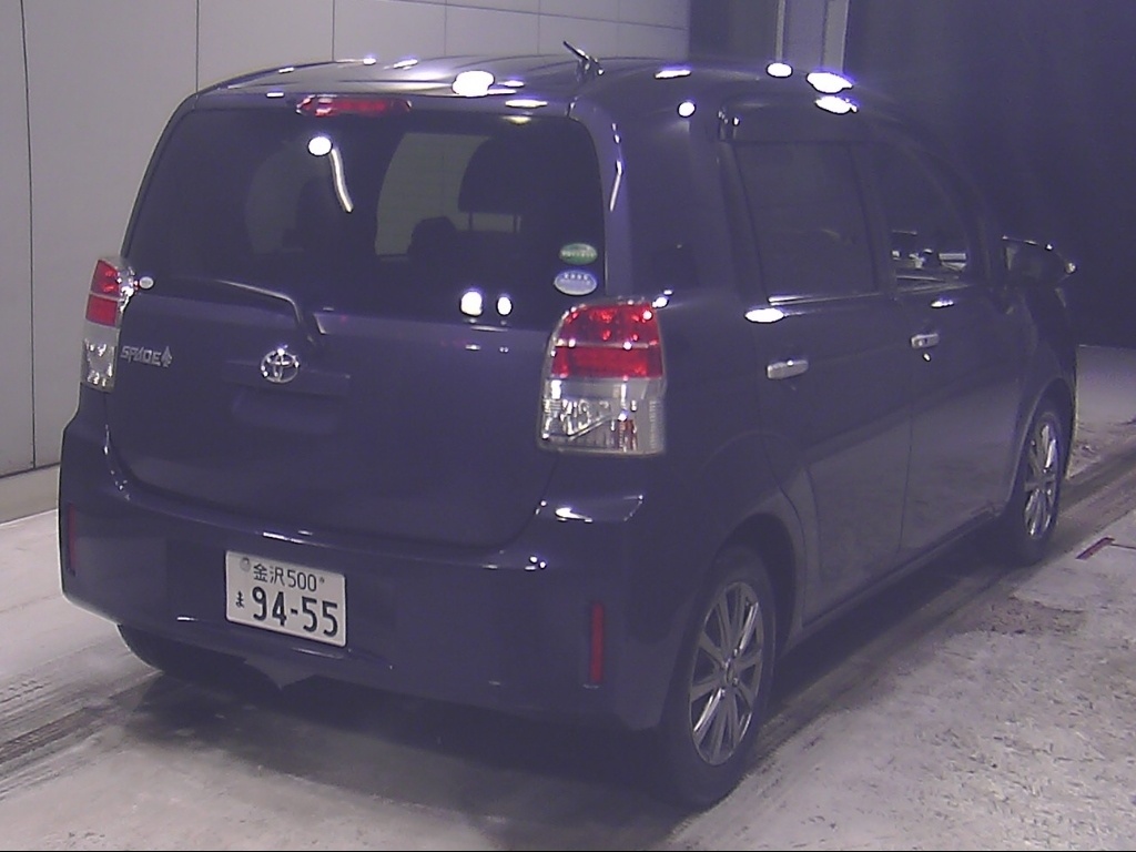 TOYOTA SPADE