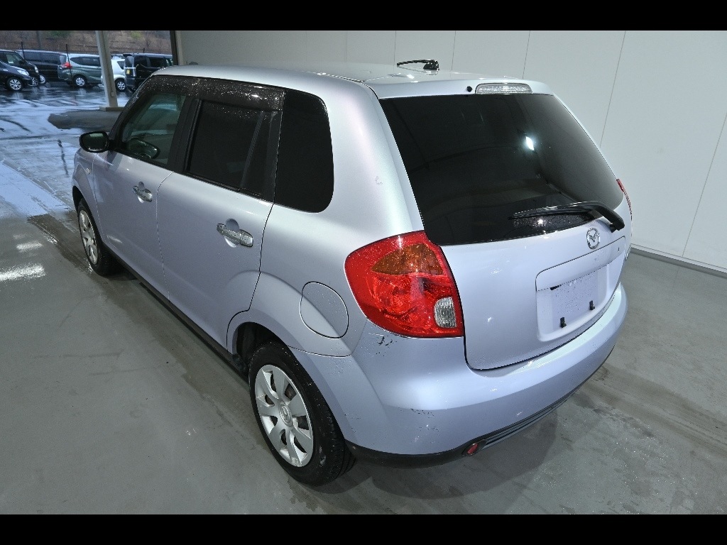 MAZDA VERISA