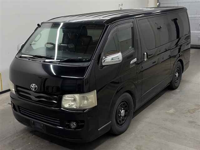TOYOTA REGIUS ACE