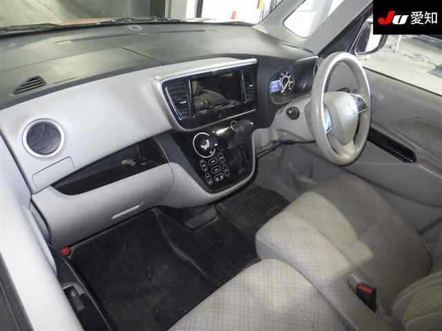 MITSUBISHI EK SPACE