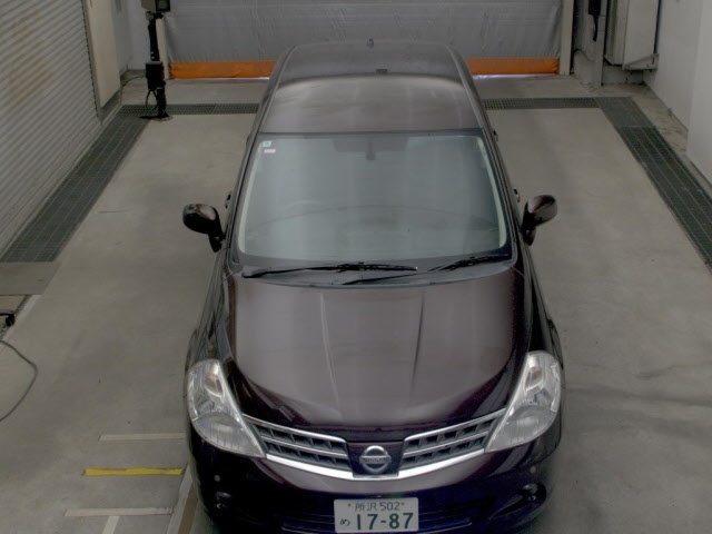 NISSAN TIIDA