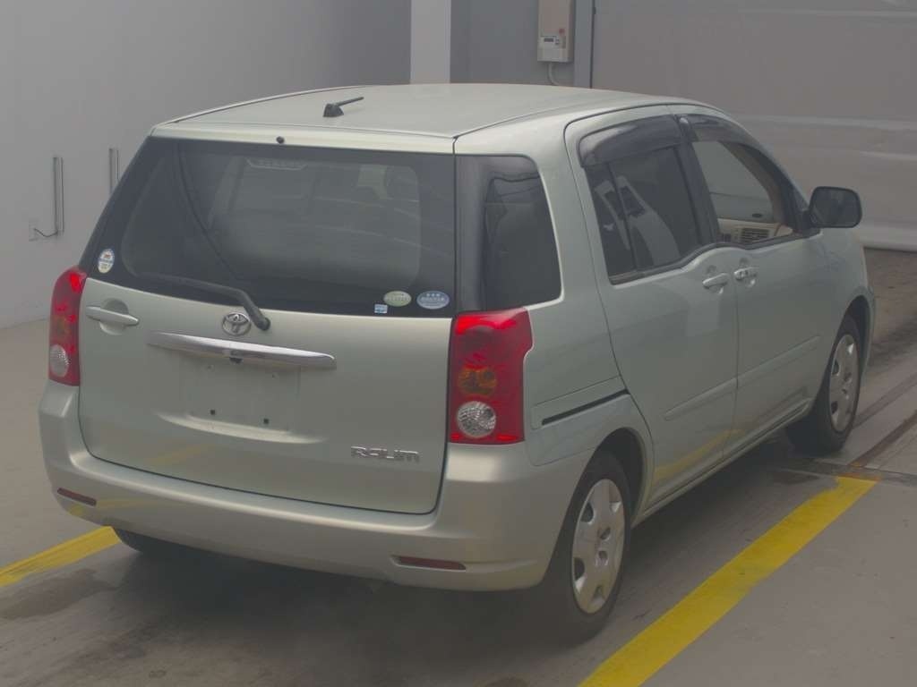 TOYOTA RAUM