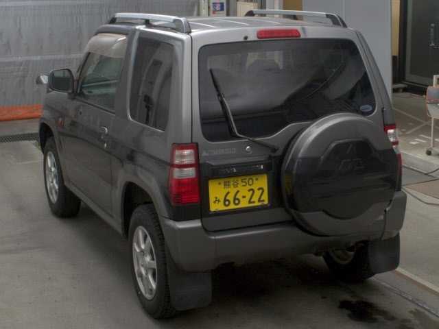 MITSUBISHI PAJERO MINI