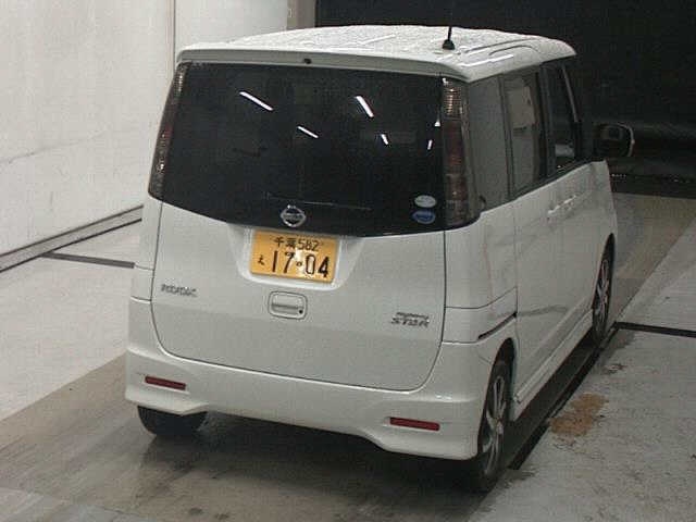 NISSAN ROOX