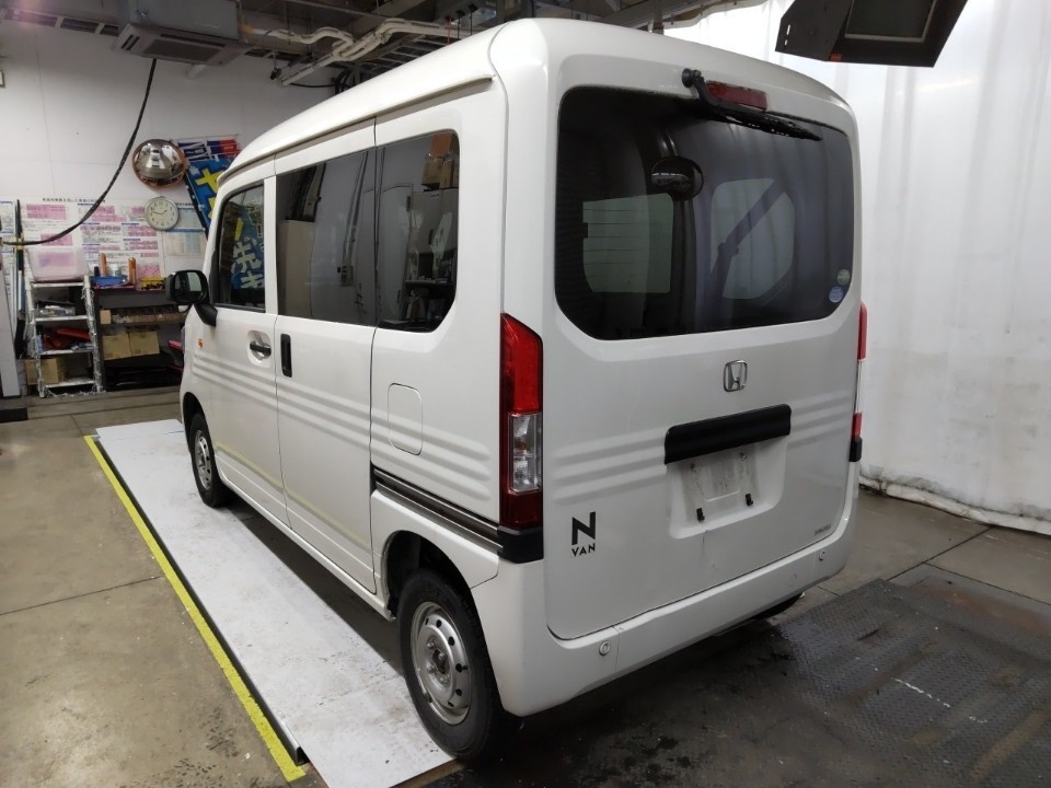 HONDA N-VAN