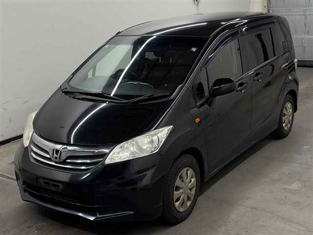 HONDA FREED SPIKE