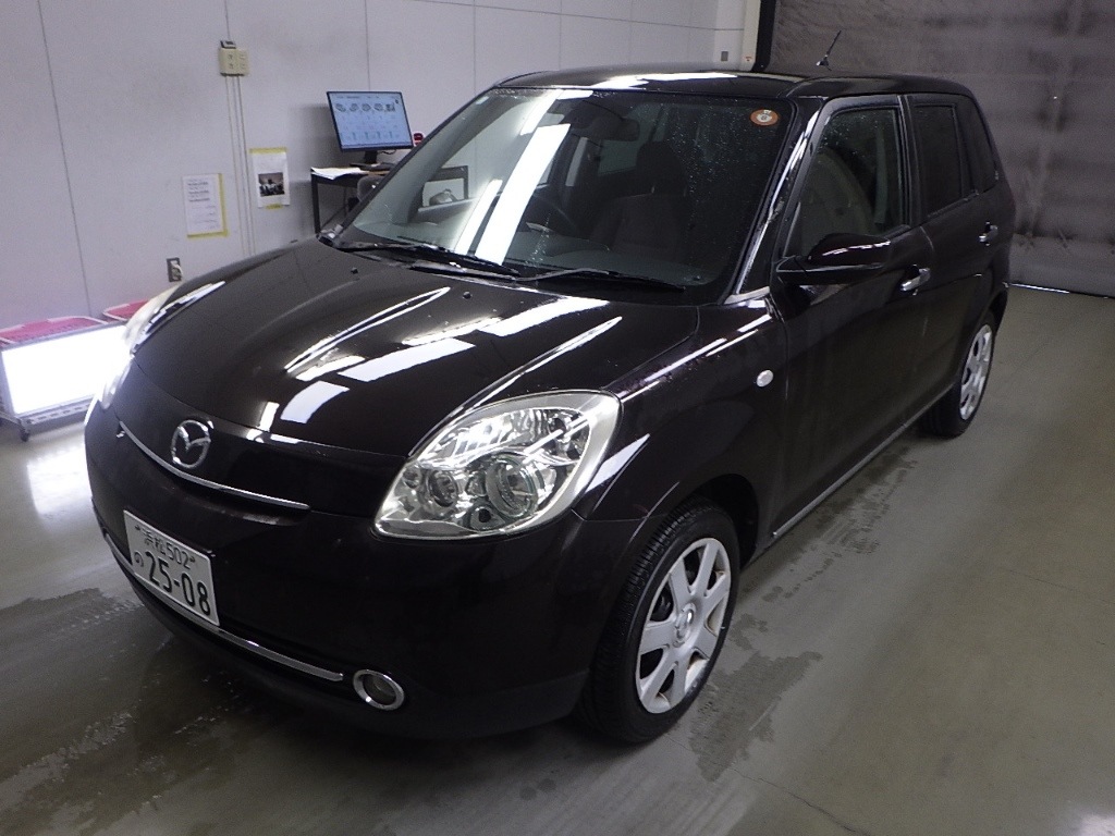 MAZDA VERISA