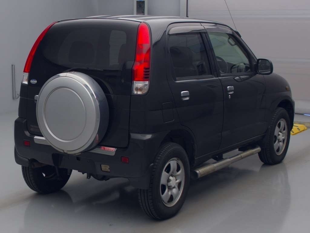 DAIHATSU TERIOS KID
