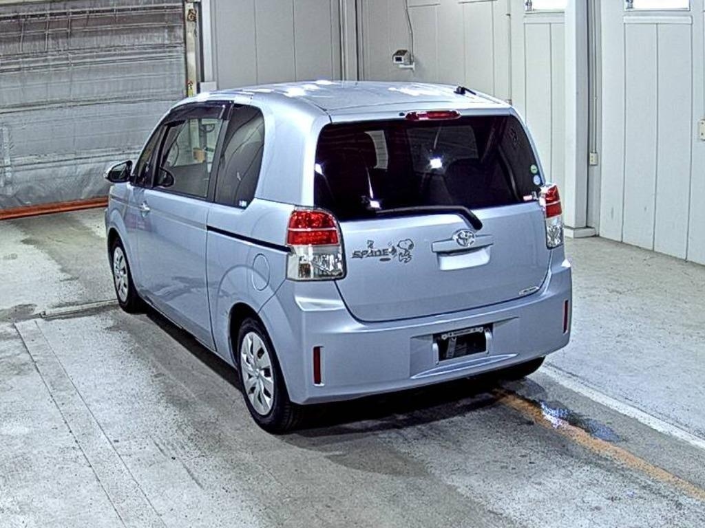 TOYOTA SPADE
