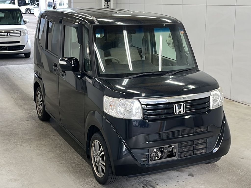 HONDA N-BOX