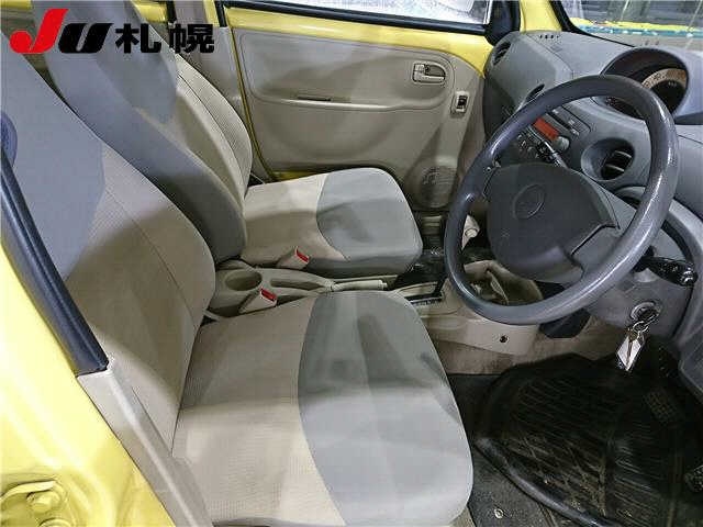 DAIHATSU ESSE