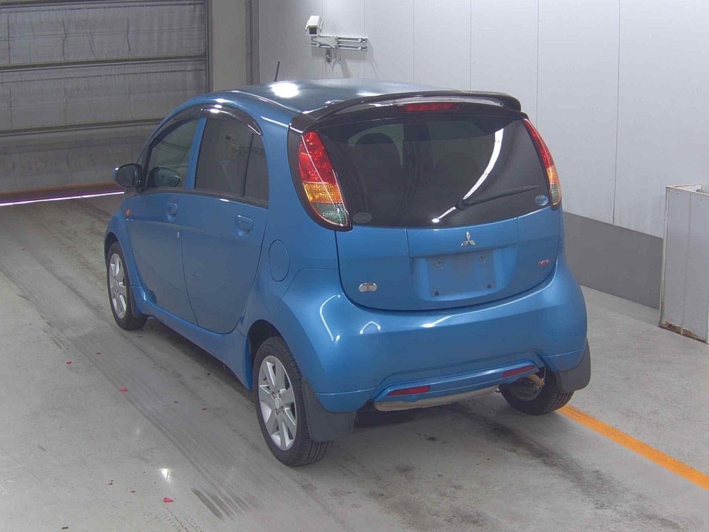 MITSUBISHI I