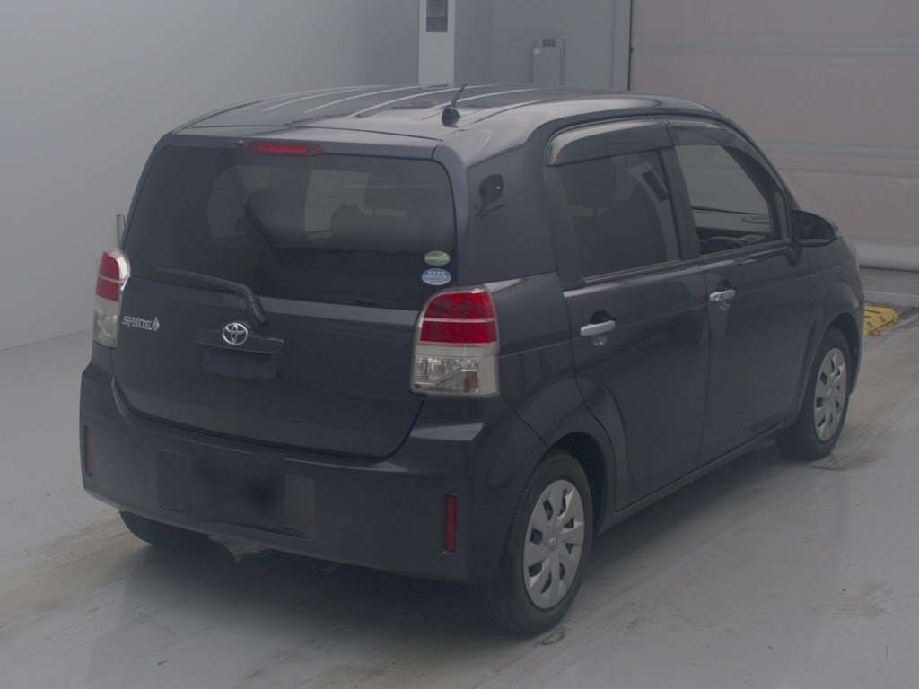 TOYOTA SPADE