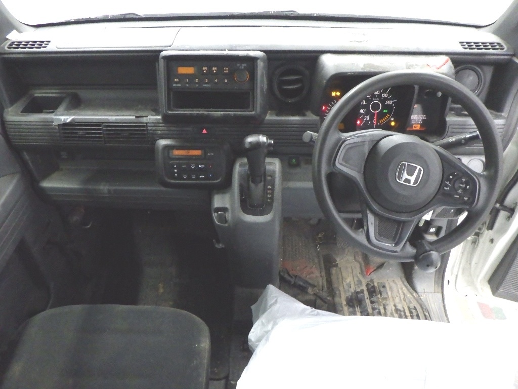 HONDA N-VAN