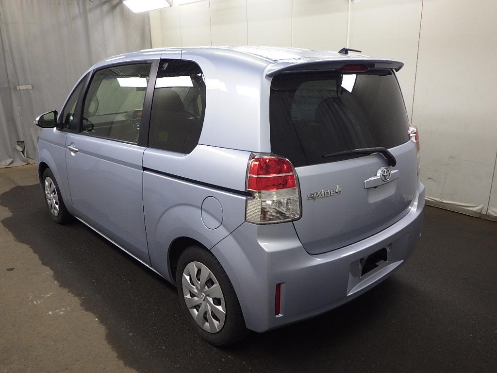 TOYOTA SPADE