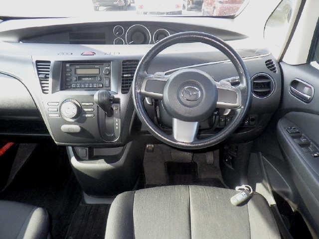MAZDA BIANTE