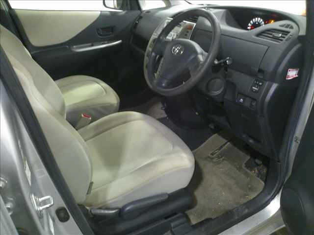 TOYOTA RACTIS