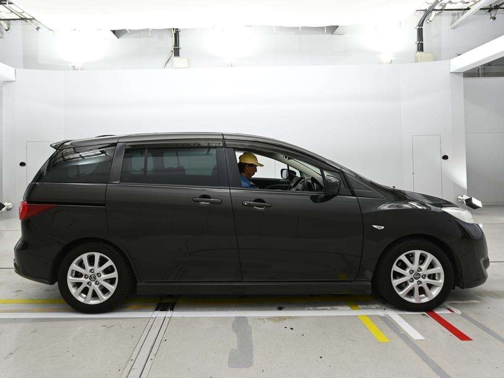 NISSAN LAFESTA