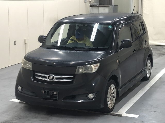 TOYOTA BB