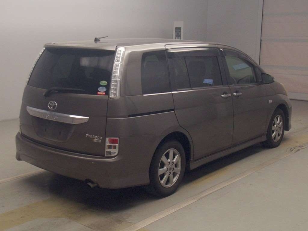 TOYOTA ISIS